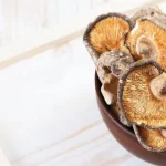 Nem madzagon vagy a sütőben. A gomba szárításának legjobb módja nem-madzagon-vagy-a-sutoben-a-gomba-szaritasanak-legjobb-modja.webp.webp